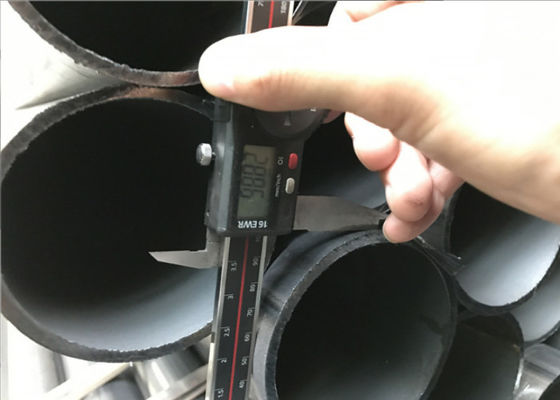 6.4M 길이 전기 저항 ERW 끝 보호 뚜?? 과 함께 용접 된 철강 파이프