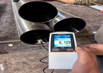 화학 처리 및 식품 등용 용도로 BA/2B/NO.1/NO.3/NO.4 표면 완공으로 된 원형 무縫무성 스테인레스 스틸 파이프